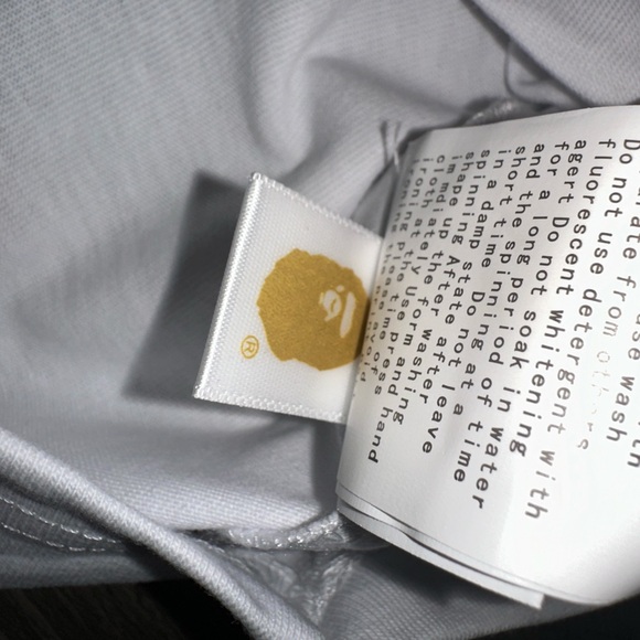 A BATHING APE WHITE CAMO T SHIRT - Picture 6 of 6